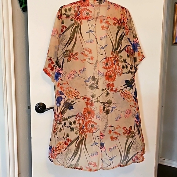 Floral Cardigan Tunic - Picture 4 of 5